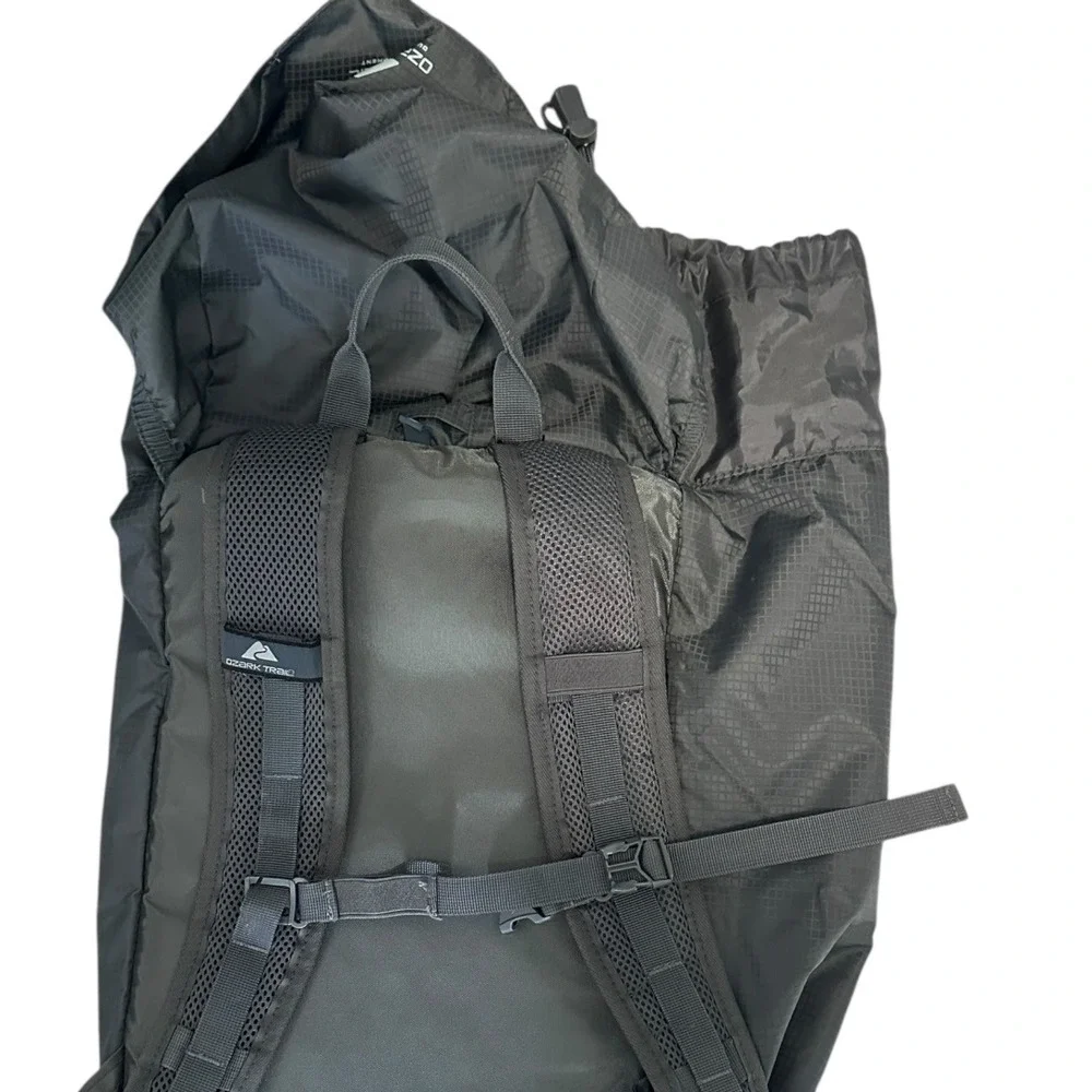 Ozark Trail Atka Backpack Unisex OS Black Orange Excellent Lightweight‎ Ripstop